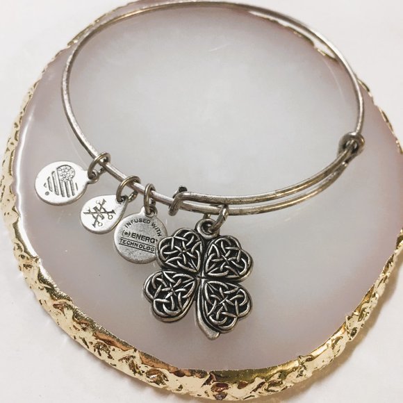 Alex and Ani Lucky Irish Four Leaf Clover Shamrock Bangle Charm Bracelet 2017 - Picture 2 of 3